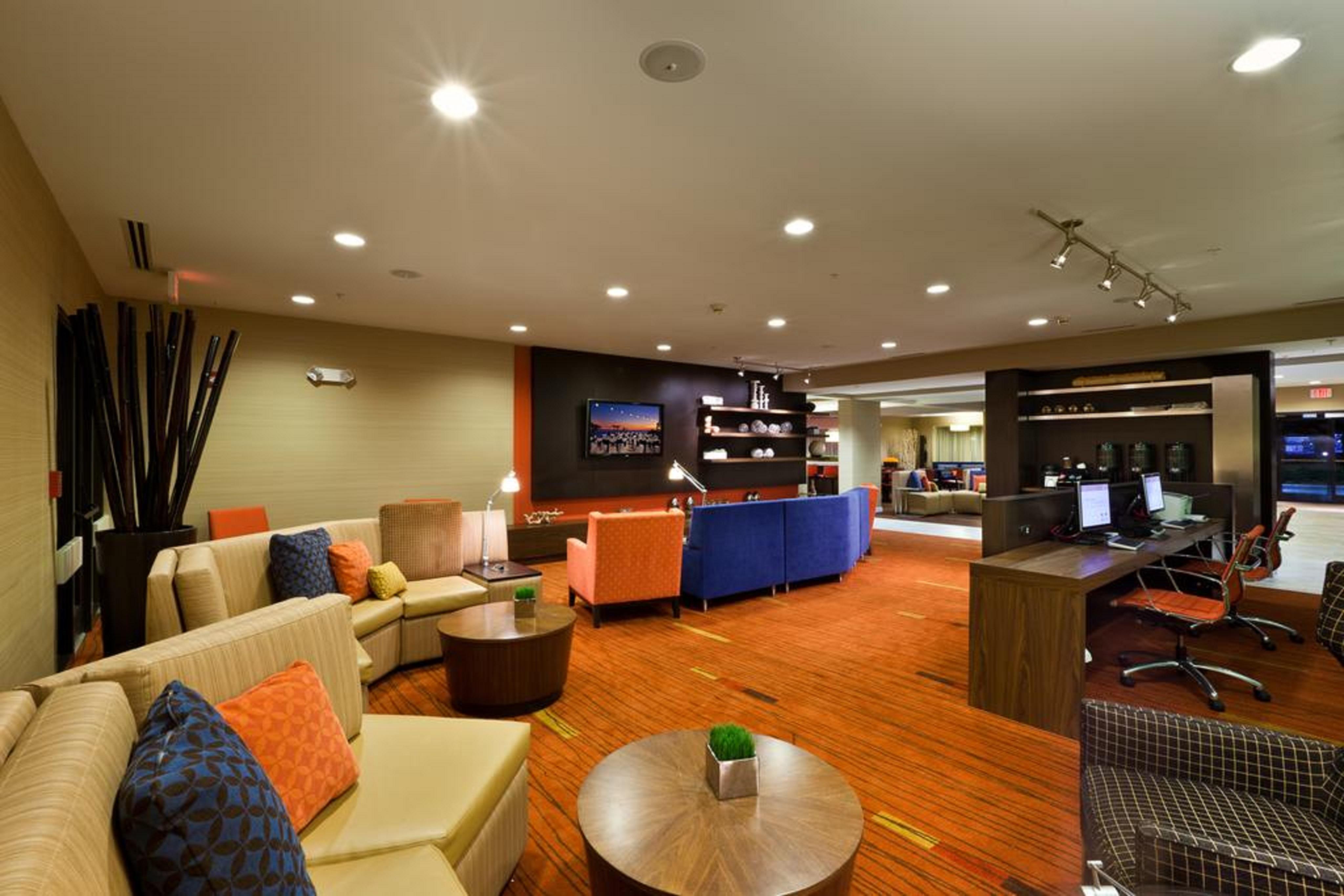 Courtyard Baton Rouge South Hotel Exterior foto